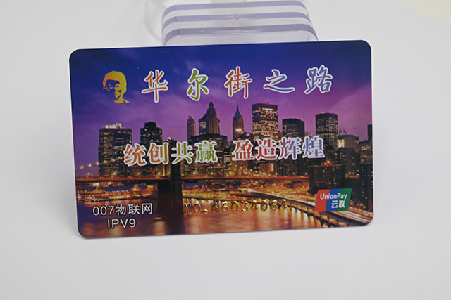 水晶滴膠卡的技術優(yōu)勢和它的基本參數(shù)