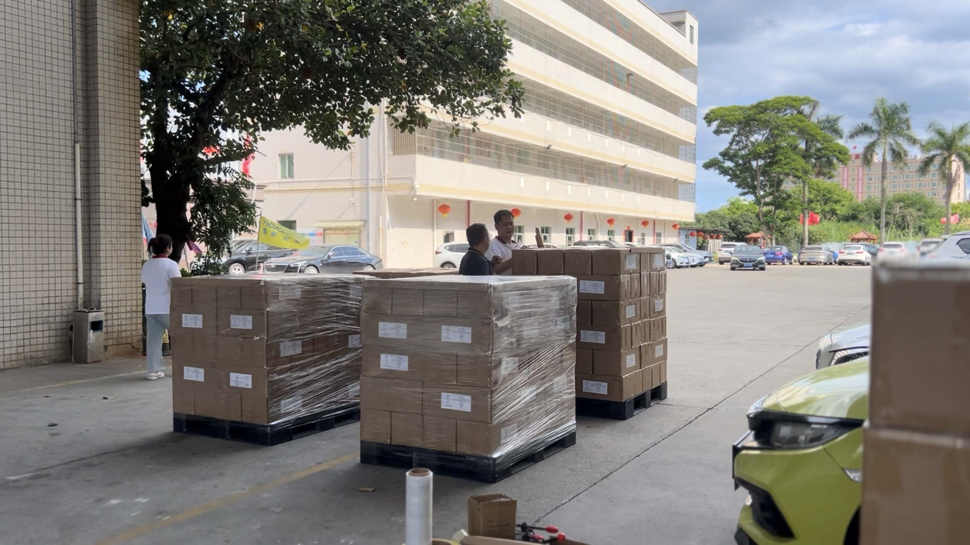 卡立方集團(tuán)深圳寧夏兩大生產(chǎn)基地七大工廠618贏來爆發(fā)式增長