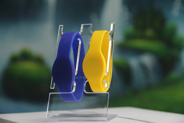 3D會員卡引領(lǐng)零售業(yè)新營銷時代--卡立方智能卡 3D會員卡引領(lǐng)零售業(yè)新營銷時代--卡立方智能卡