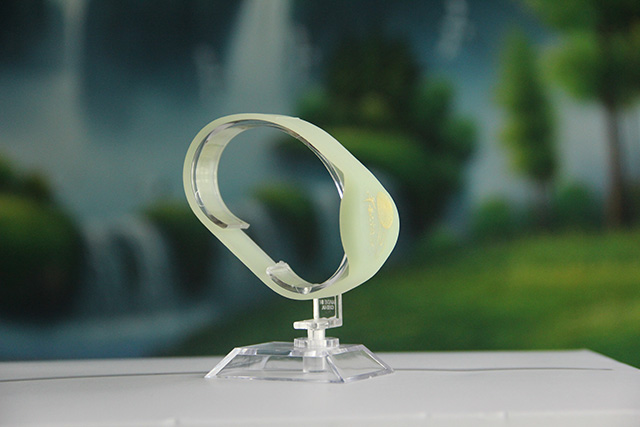 你使用過松緊腕帶潔面刷洗臉嗎