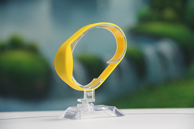 護膚品織嘜腕帶應(yīng)該設(shè)計什么內(nèi)容？