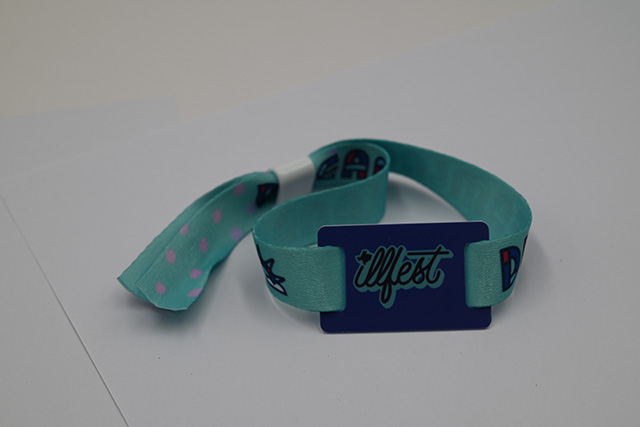 RFID鑰匙扣卡智能腕帶卡個(gè)性定制須知！