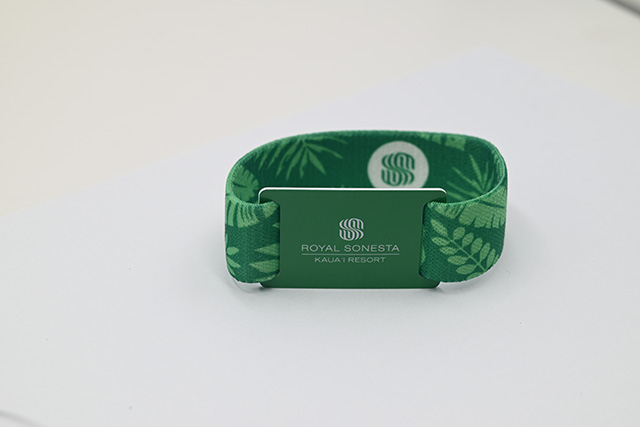 和接觸式IC卡相比，非接觸式卡有什么樣的優(yōu)點(diǎn)？