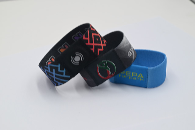 S70卡和S50卡的區(qū)別，它們的技術(shù)參數(shù)和應(yīng)用領(lǐng)域有哪些